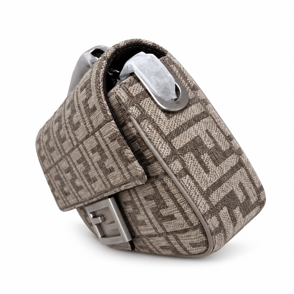 Fendi FF Shoulder Bag – Jacquard Canvas & Leather Trim, Flap Closure, 24cm