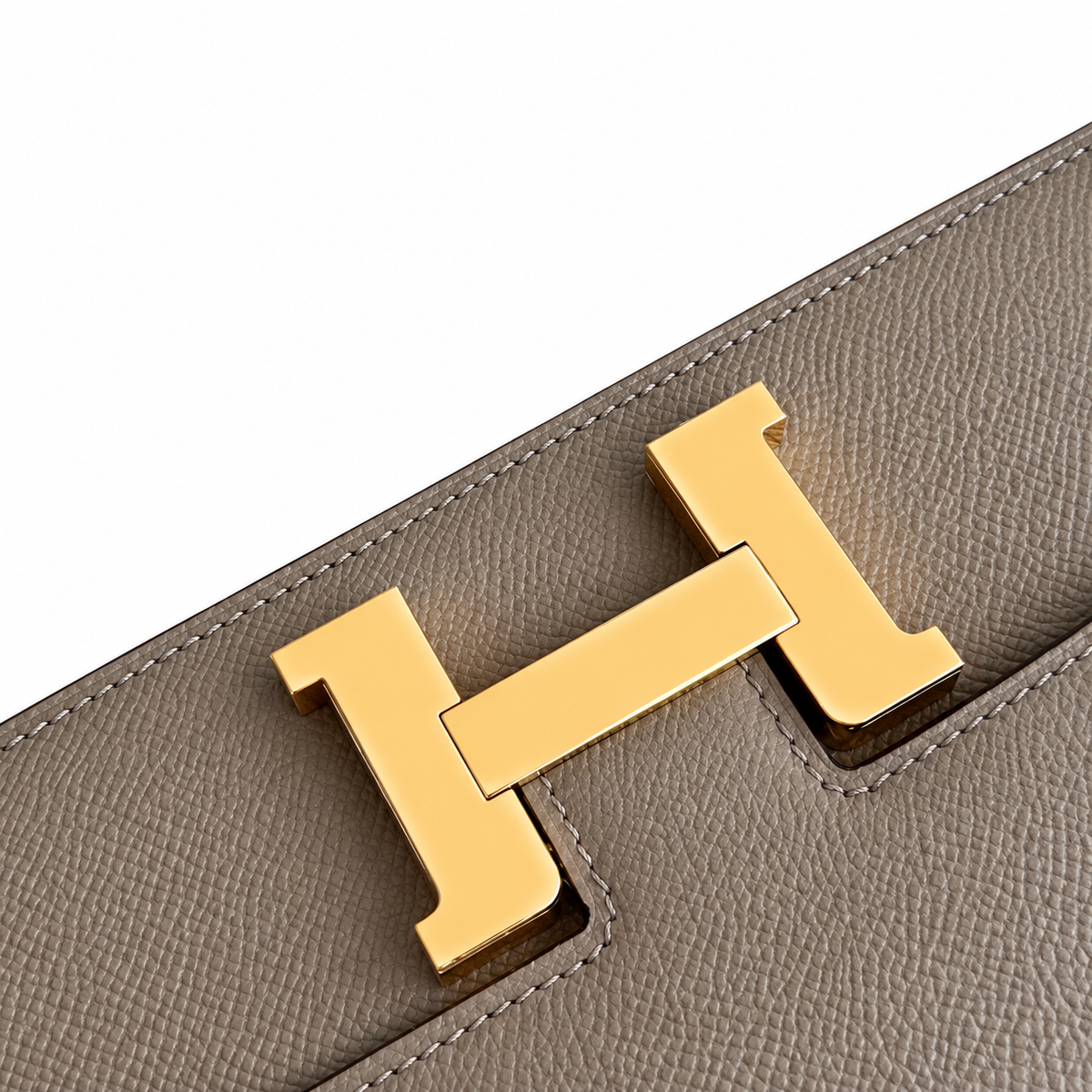 Hermès 26cm Crossbody Bag – Classic Timeless Luxury Leather