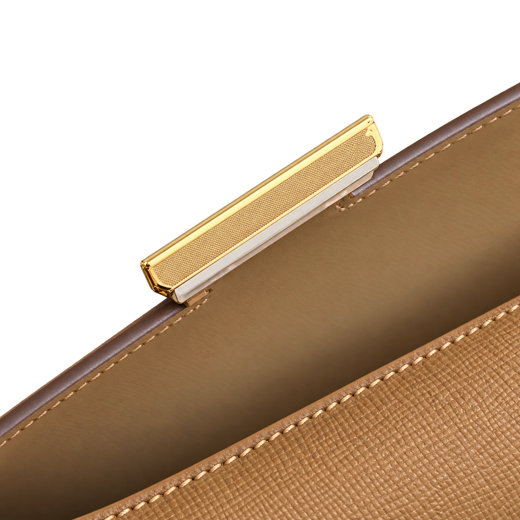 Hermès 26cm Crossbody Bag – Parisian French Style Luxury Leather